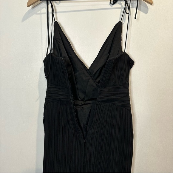 NEW Xiaoli Women’s Textured Pleated Spaghetti Strap Black Dress Size X-Small - Picture 9 of 12